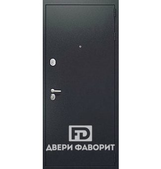 Дверь для коттеджа с цинкогрунтом