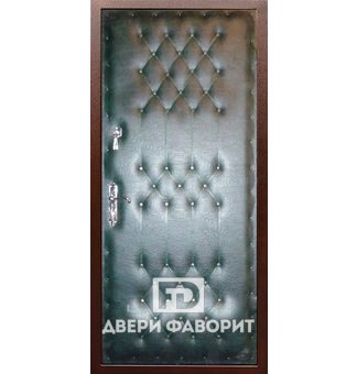 Недорогая дверь с отделкой винилискожа
