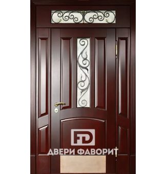 Стальная парадная дверь с отбойником