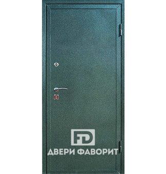 Недорогая дверь из металла (цинкогрунт
